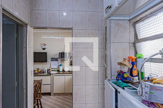 Despensa de casa à venda com 3 quartos, 122m² em Vila Bandeirantes, São Paulo