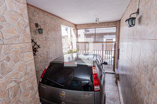 Garagem de casa à venda com 3 quartos, 122m² em Vila Bandeirantes, São Paulo