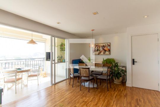 Sala de apartamento para alugar com 3 quartos, 94m² em Lapa, São Paulo