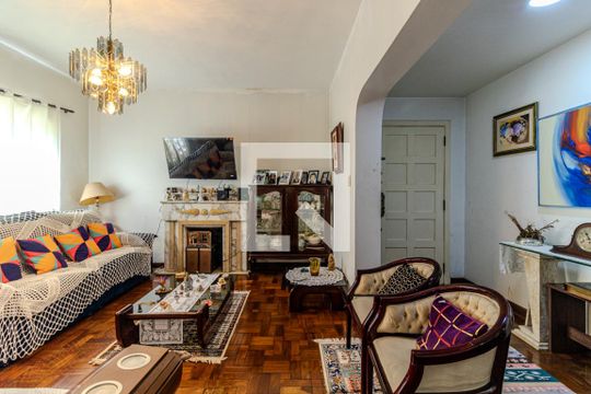 Sala de casa à venda com 3 quartos, 477m² em Pacaembu, São Paulo