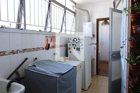Área de Serviço de apartamento à venda com 3 quartos, 211m² em Itaim Bibi, São Paulo