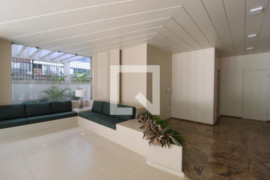 Hall Social de apartamento à venda com 3 quartos, 211m² em Itaim Bibi, São Paulo