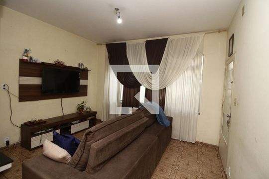 Casa à venda com 3 quartos, 300m² em Vila Matilde, São Paulo