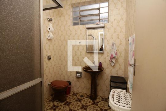 Banheiro de casa à venda com 3 quartos, 300m² em Vila Matilde, São Paulo