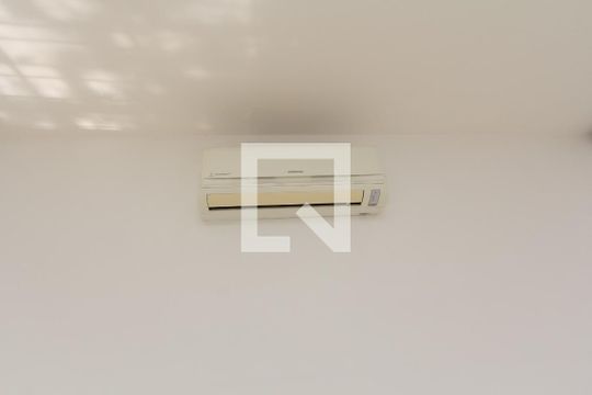 Sala de casa à venda com 4 quartos, 300m² em Indianópolis, São Paulo