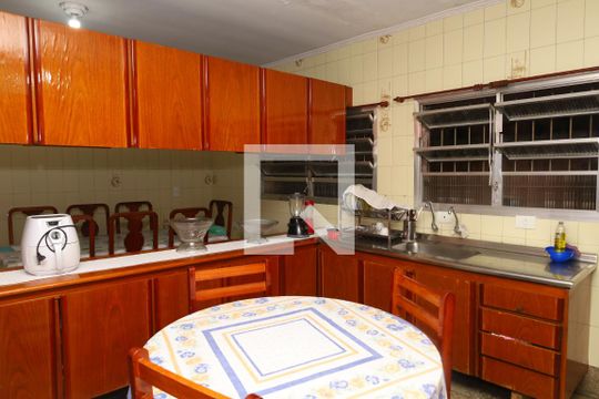 Cozinha de casa à venda com 3 quartos, 170m² em Jardim Pedro José Nunes, São Paulo