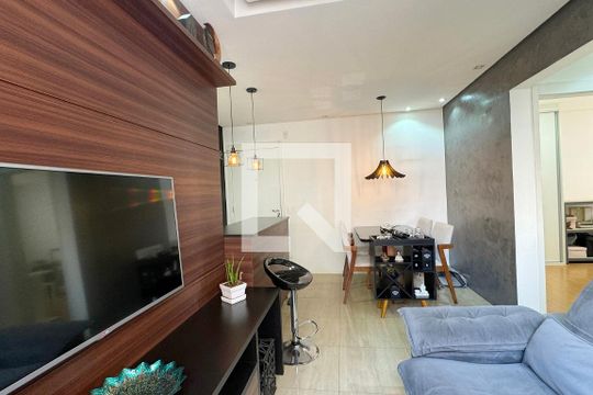 Sala de apartamento para alugar com 2 quartos, 51m² em Centro, Barueri