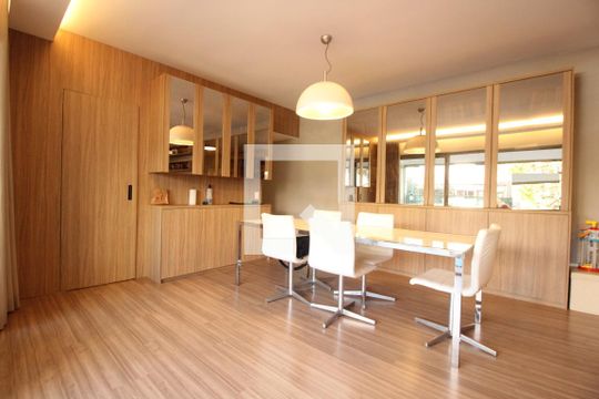 Sala de apartamento à venda com 4 quartos, 146m² em Santo Antônio, Belo Horizonte
