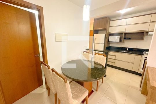 Sala de apartamento para alugar com 2 quartos, 62m² em Vargem do Bom Jesus, Florianópolis