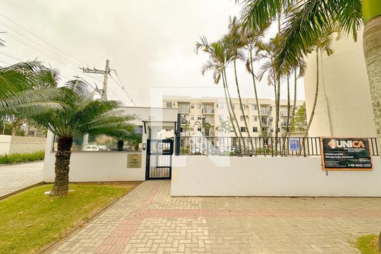 Fachada de apartamento para alugar com 2 quartos, 62m² em Vargem do Bom Jesus, Florianópolis