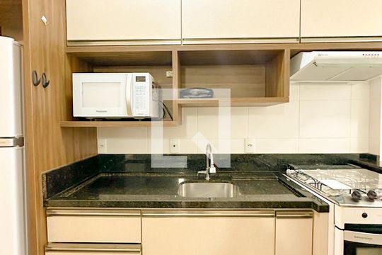 Cozinha - Armários de apartamento para alugar com 2 quartos, 62m² em Vargem do Bom Jesus, Florianópolis