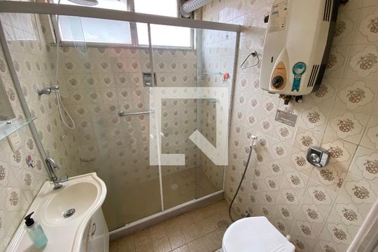 Banheiro de apartamento à venda com 2 quartos, 58m² em Méier, Rio de Janeiro