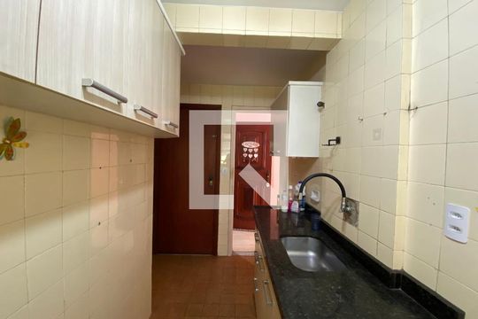 Cozinha de apartamento à venda com 2 quartos, 58m² em Méier, Rio de Janeiro