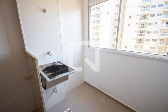 Área de Serviço de apartamento para alugar com 2 quartos, 59m² em (l-11), Ribeirão Preto