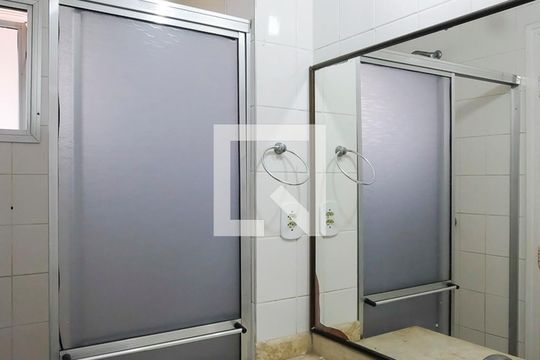 Banheiro da suíte de apartamento à venda com 3 quartos, 82m² em Rudge Ramos, São Bernardo do Campo