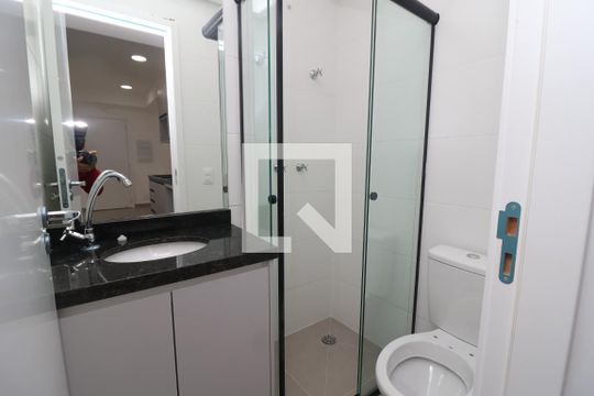 Banheiro de apartamento para alugar com 2 quartos, 41m² em Chácara Santo Antônio (zona Leste), São Paulo