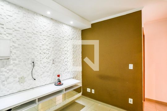 Sala de apartamento para alugar com 2 quartos, 38m² em Campestre, Santo André