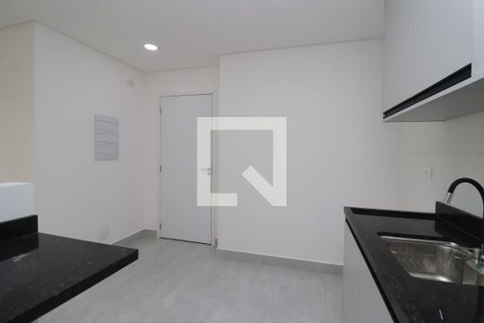 Cozinha e Área de Serviço de apartamento para alugar com 2 quartos, 41m² em Chácara Santo Antônio (zona Leste), São Paulo