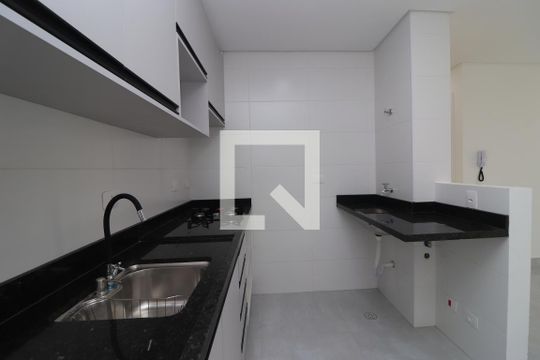 Cozinha e Área de Serviço de apartamento para alugar com 2 quartos, 41m² em Chácara Santo Antônio (zona Leste), São Paulo