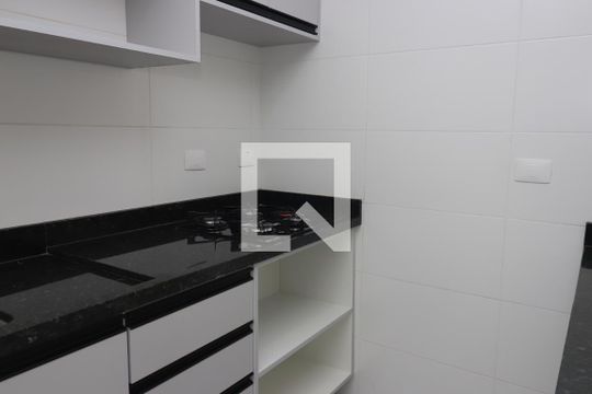 Cozinha e Área de Serviço de apartamento para alugar com 2 quartos, 41m² em Chácara Santo Antônio (zona Leste), São Paulo