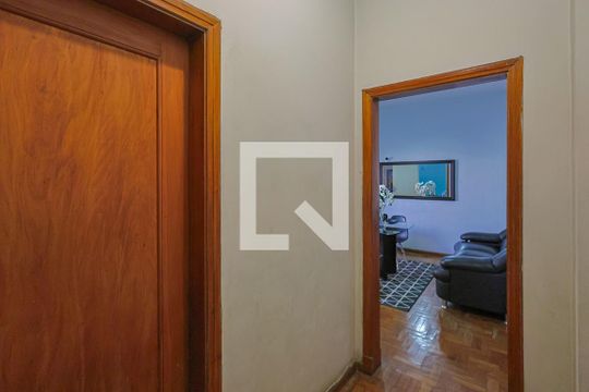 Corredor de apartamento à venda com 3 quartos, 126m² em Centro, Belo Horizonte