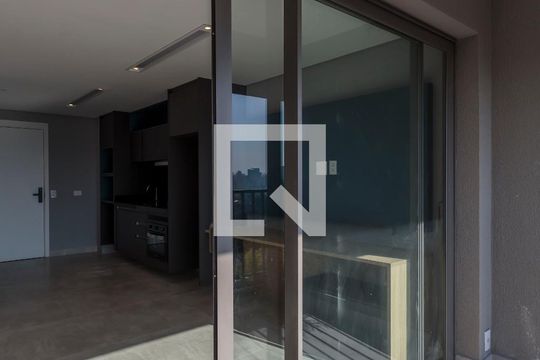 Varanda de kitnet/studio para alugar com 1 quarto, 52m² em Indianópolis, São Paulo