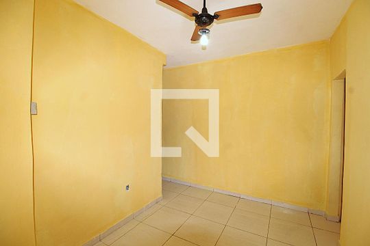 Sala de casa à venda com 2 quartos, 60m² em Engenho de Dentro, Rio de Janeiro