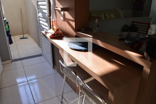 Cozinha de apartamento para alugar com 2 quartos, 50m² em Bom Jesus, Contagem