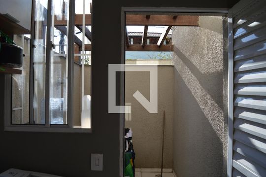 Área de Serviço de apartamento para alugar com 2 quartos, 50m² em Bom Jesus, Contagem