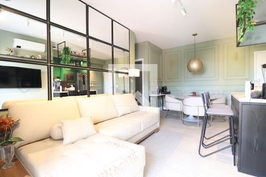 Apartamento à venda com 2 quartos, 90m² em Vila Ipojuca, São Paulo