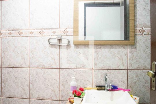 Lavabo de casa à venda com 3 quartos, 201m² em Jardim Elisa, Diadema