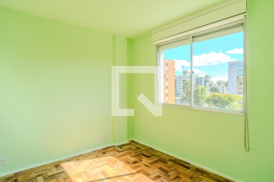 Quarto de apartamento à venda com 1 quarto, 40m² em Menino Deus, Porto Alegre