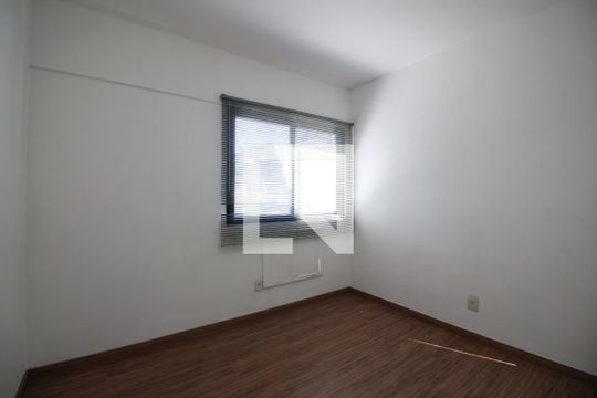 Quarto 1  de apartamento para alugar com 3 quartos, 113m² em Jacarepaguá, Rio de Janeiro