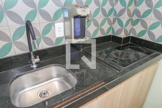 Sala/Cozinha de apartamento à venda com 1 quarto, 29m² em Pompeia, São Paulo