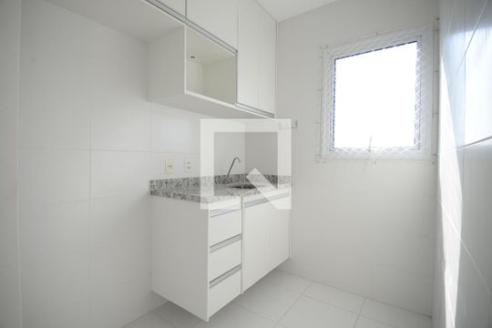Cozinha de kitnet/studio à venda com 1 quarto, 36m² em Liberdade, São Paulo