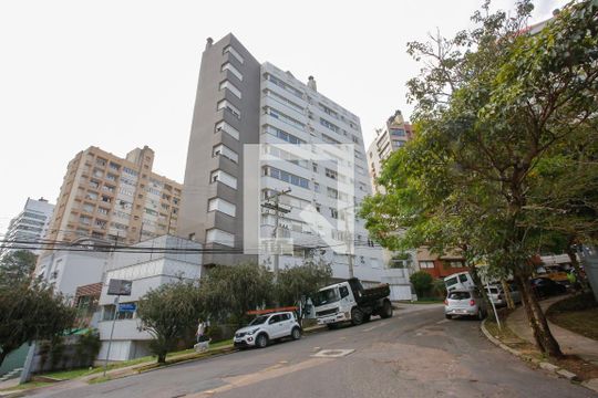Fachada do Prédio de apartamento à venda com 1 quarto, 57m² em Bela Vista, Porto Alegre
