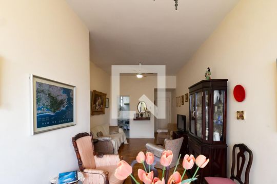 Sala de apartamento à venda com 3 quartos, 100m² em Copacabana, Rio de Janeiro