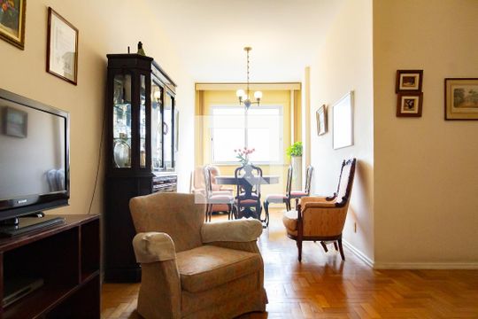 Sala de apartamento à venda com 3 quartos, 100m² em Copacabana, Rio de Janeiro