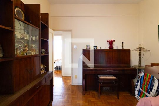 Quarto 2 de apartamento à venda com 3 quartos, 100m² em Copacabana, Rio de Janeiro