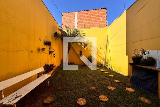 Quintal/ jardim de casa à venda com 3 quartos, 195m² em Vila Alto de Santo Andre, Santo André