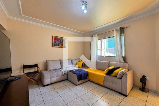 Sala de casa à venda com 3 quartos, 195m² em Vila Alto de Santo Andre, Santo André