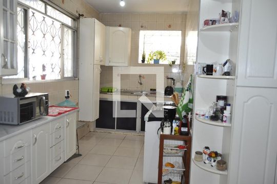Cozinha de casa para alugar com 3 quartos, 227m² em Cachambi, Rio de Janeiro