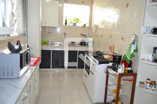 Cozinha de casa para alugar com 3 quartos, 227m² em Cachambi, Rio de Janeiro