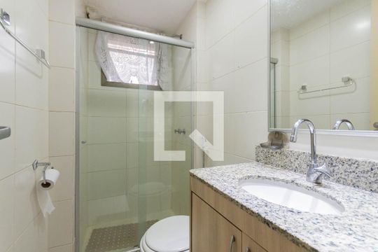 Banheiro de apartamento para alugar com 3 quartos, 80m² em São Cristóvão, Rio de Janeiro