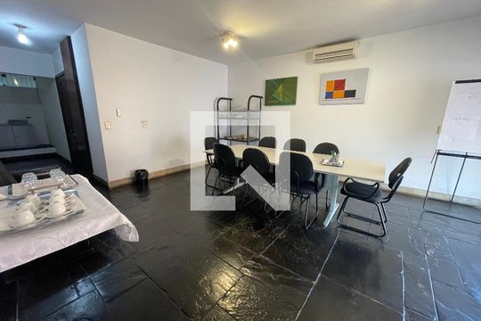 Sala de casa à venda com 4 quartos, 295m² em Butantã, São Paulo