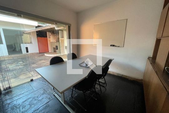 Sala de casa à venda com 4 quartos, 295m² em Butantã, São Paulo