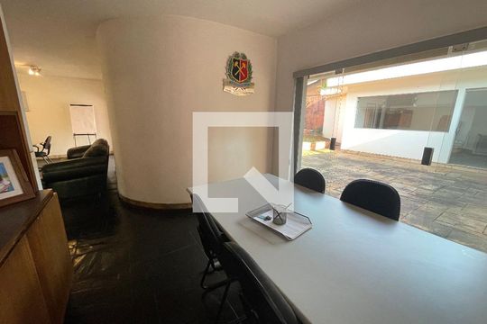 Sala de casa à venda com 4 quartos, 295m² em Butantã, São Paulo