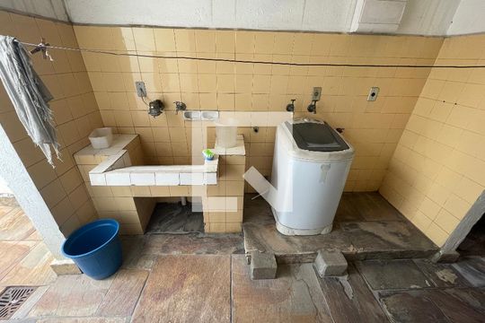 Área de Serviço de casa à venda com 4 quartos, 295m² em Butantã, São Paulo