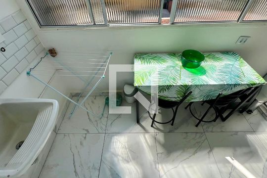 Área de Serviço de apartamento à venda com 2 quartos, 73m² em Cerqueira César, São Paulo