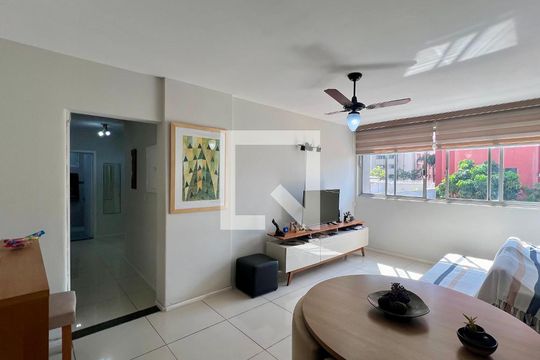 Apartamento à venda com 2 quartos, 73m² em Cerqueira César, São Paulo